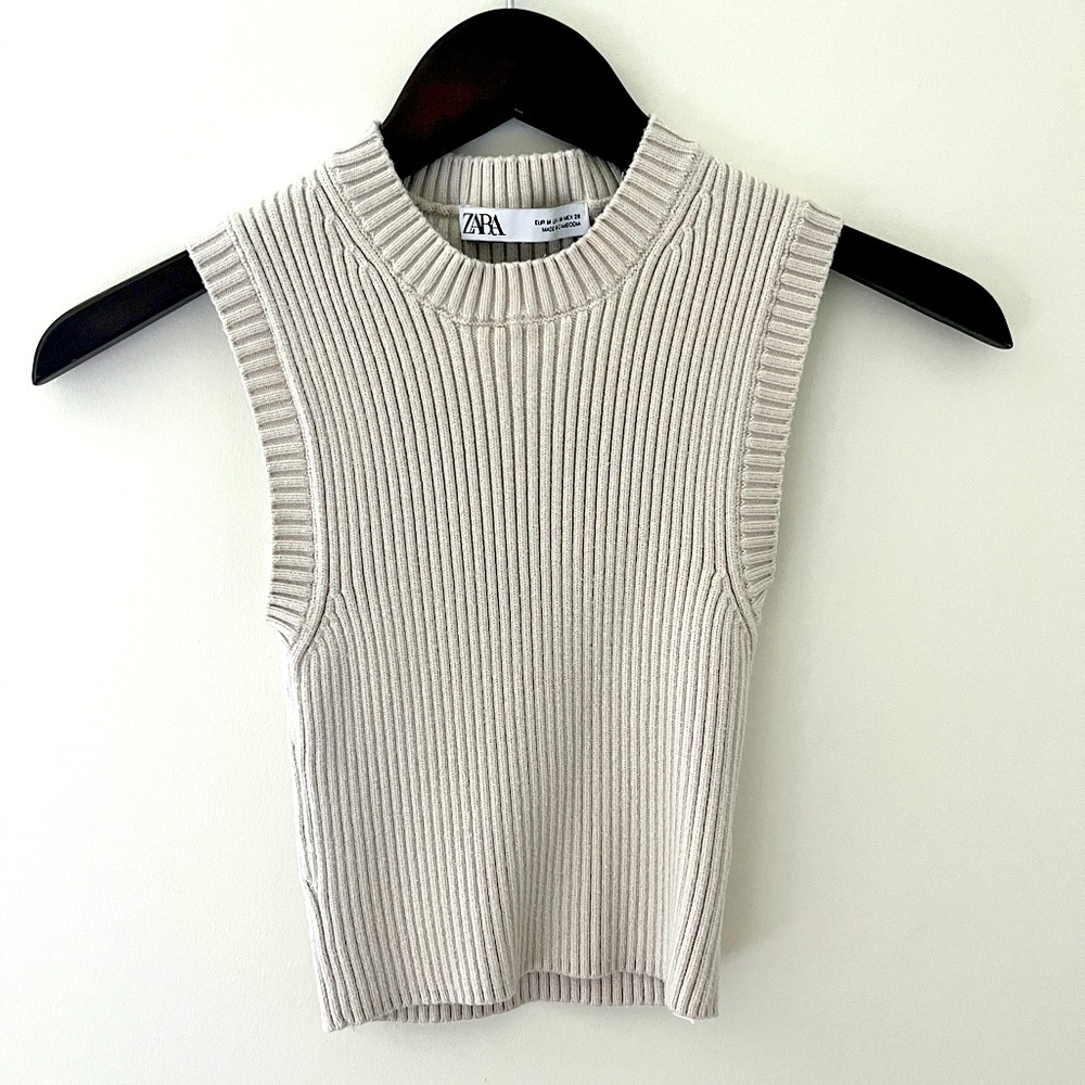 Zara Knit Crop Top Slim Fit Quiet Luxury Nude/White